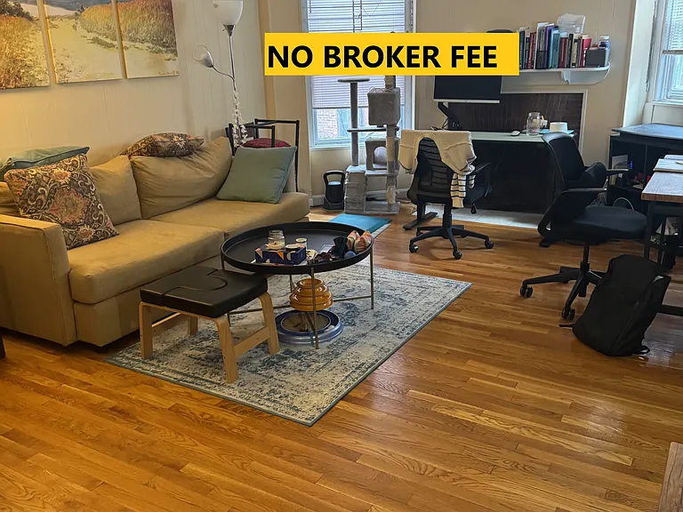 1055 Beacon St — Photo 7