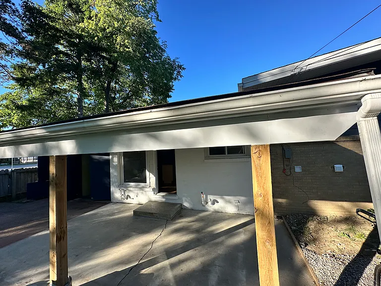 3401 Charlevoix Ave — Photo 15