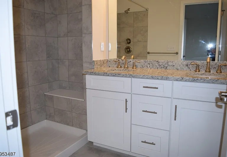 6 Gerhard Pl — Photo 11