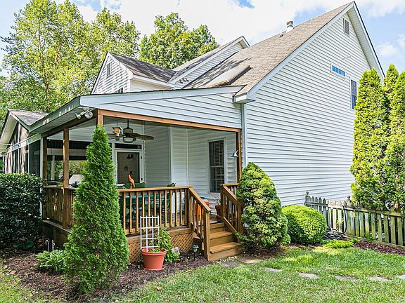 4th image of 10265 Brickerton Dr