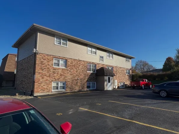 531 Pasadena Ave APT 1, Crest Hill, IL 60403