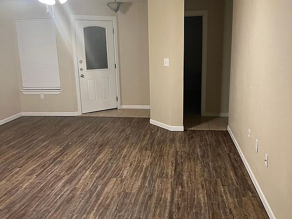 4th image of 302 N Brentwood Ave Unit A
