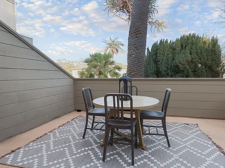 504 Ocean Ave #4 — Photo 3