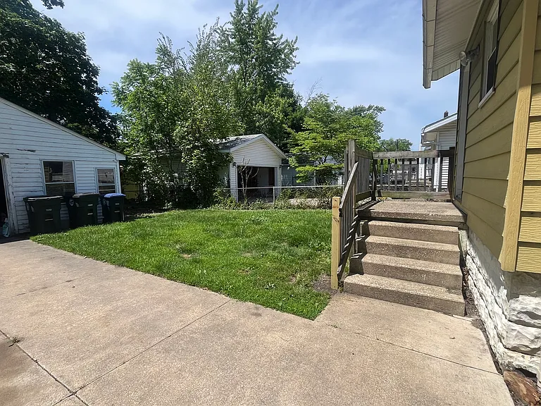 1290 Neptune Ave — Photo 19