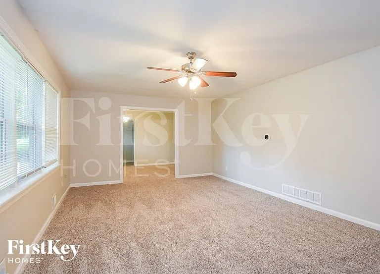 629 Bounty Dr — Photo 5