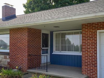 106 Locust Ln, Willow Street, PA, 17584