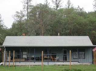 1525 W Jones Creek Rd, Grants Pass, OR 97526