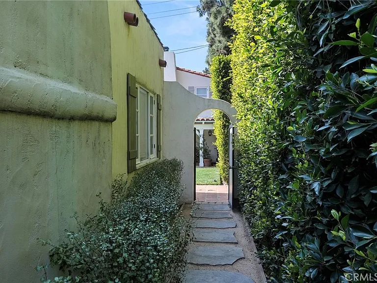 2520 Alta Ave — Photo 51