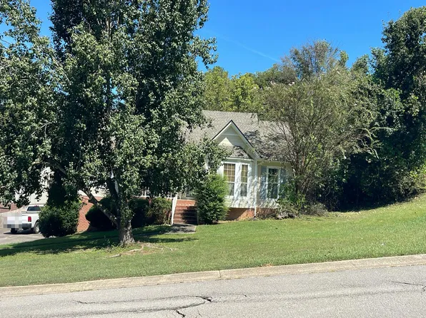 5006 Summer Crest Dr, Pinson, AL 35126
