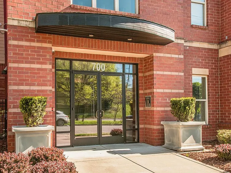 Front Entrance into Lobby