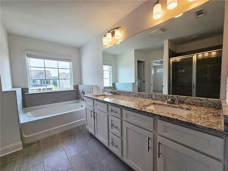 7372 Rocklin Ln — Photo 18