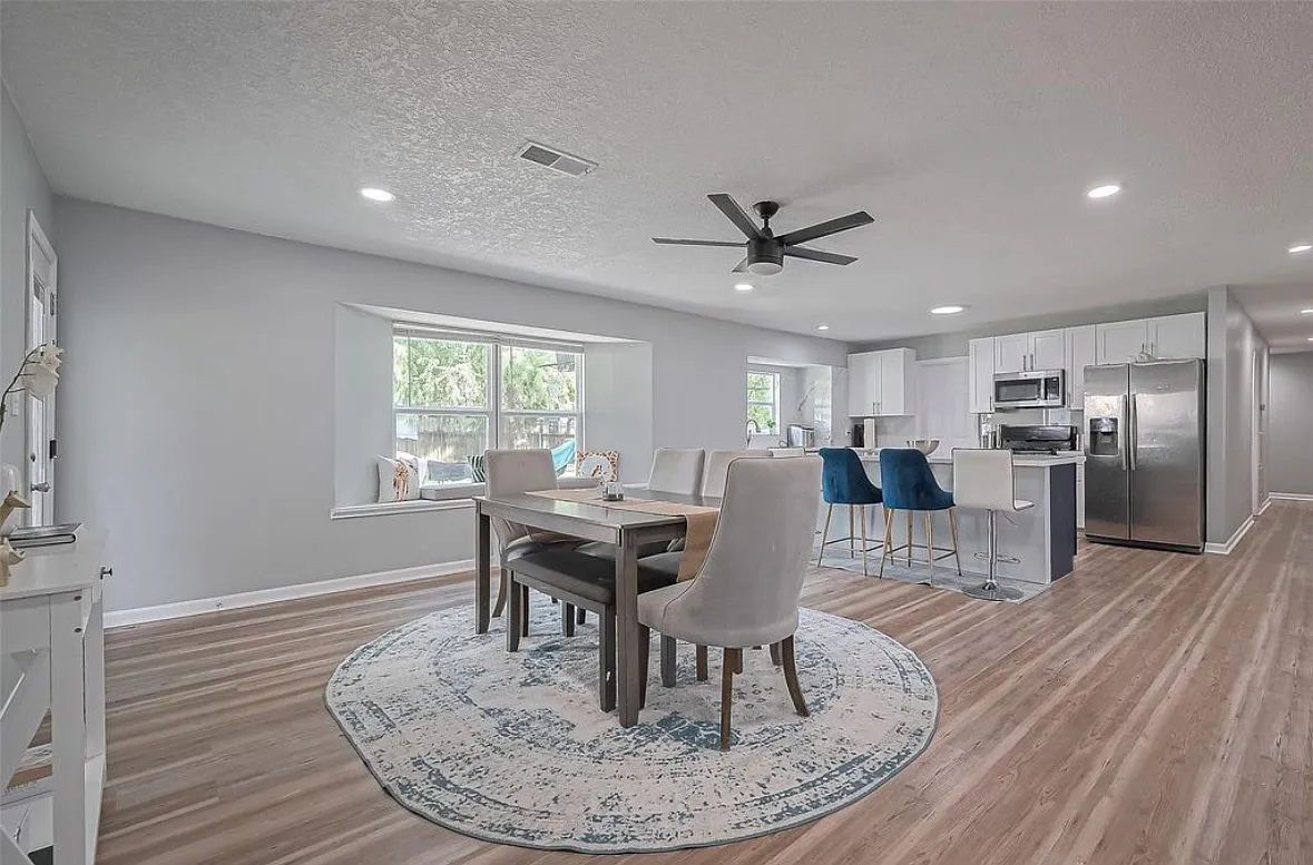 Kitchen, Dining Room - 2606 Micliff Blvd