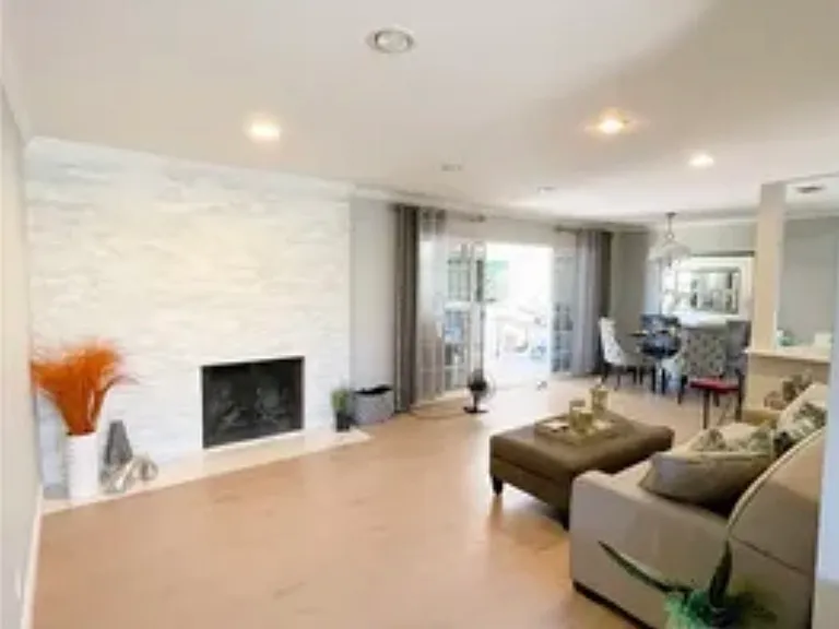 15634 Stanbrook Dr — Photo 16