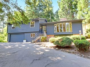 4541 SW Fairhaven Dr, Portland, OR 97221