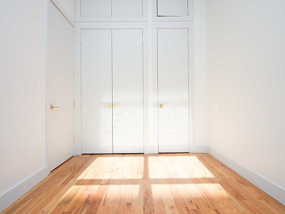 3rd image of 255 McKibben St #4