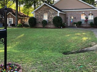 110 Homewood Dr, Millbrook, AL 36054