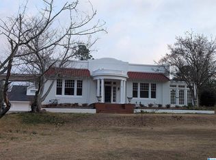 1107 Montvue Rd, Anniston, AL 36207
