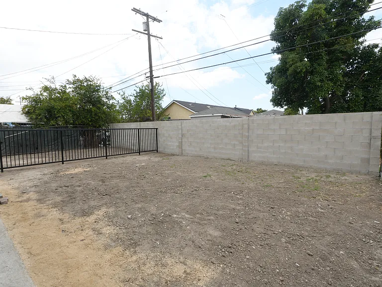 10727 Gorman Ave #2 — Photo 14