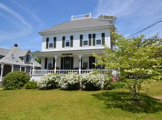 71 Pennacook Ave, Oak Bluffs, MA 02557