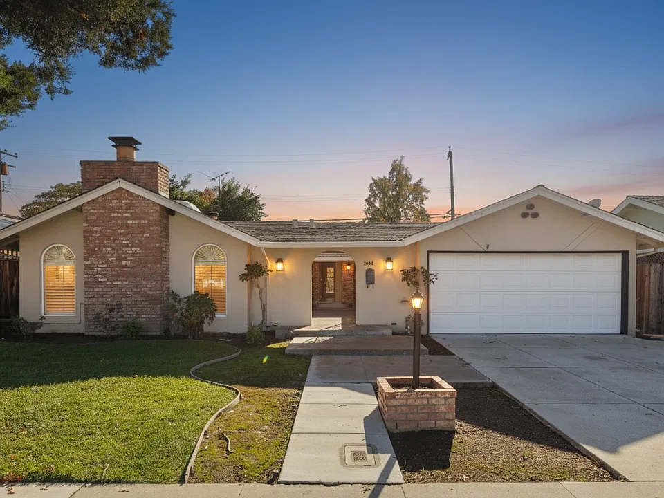 3544 Londonderry Dr