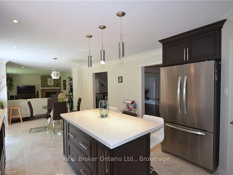 1609 Pilgrims Way — Photo 6