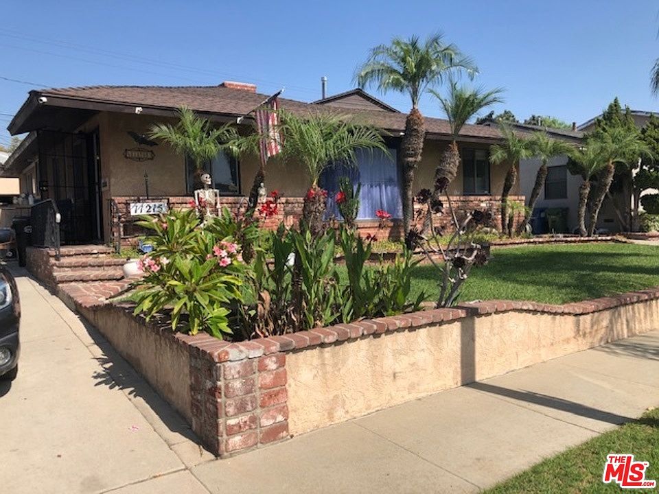 1st image of 11215 Garetal St