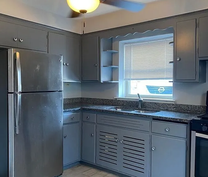 9524 S Troy Ave #GS — Photo 3