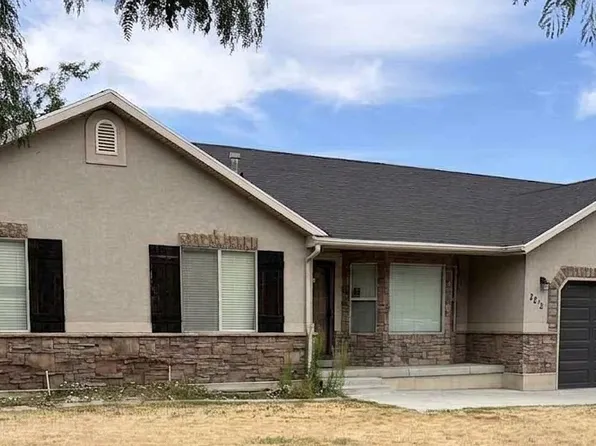 2212 S 450 W, Perry, UT 84302