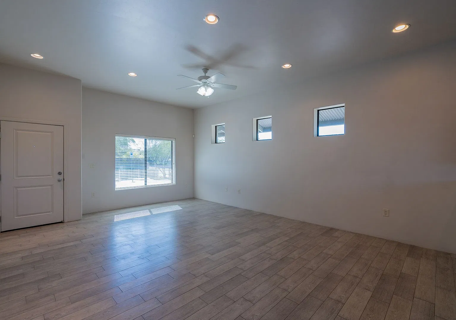 701 E. Adams St. — Photo 3
