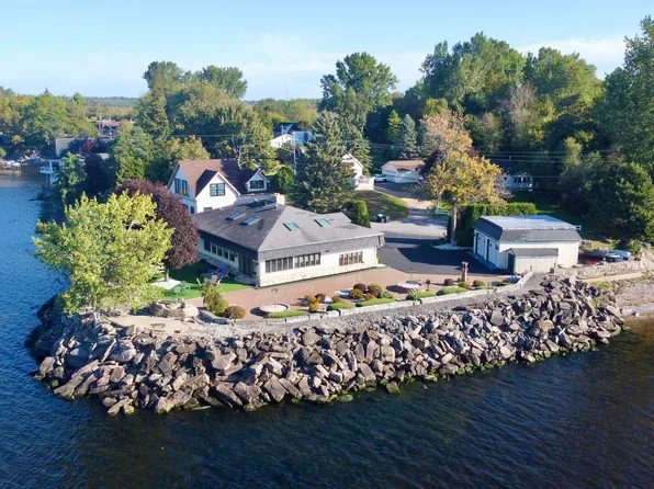 1 Firehouse Ln, Plattsburgh, NY 12901