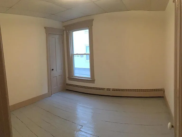 267 Cartier St #1 — Photo 2
