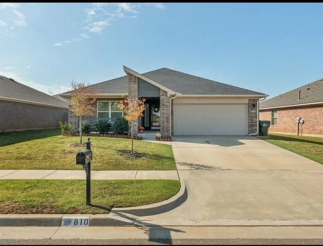 810 Barbaroot Dr — Photo 11
