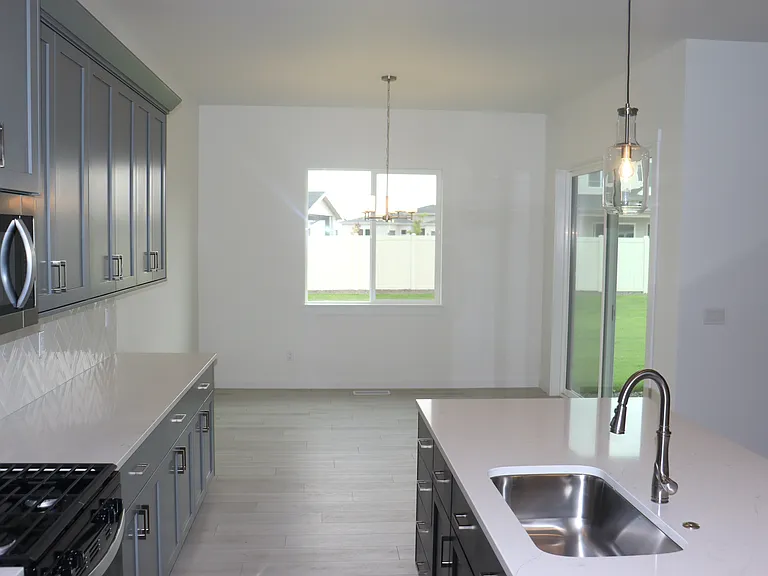 5302 W McNair St — Photo 2