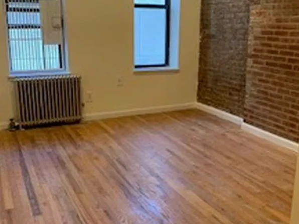 405 East 90th Street image 1 of 7