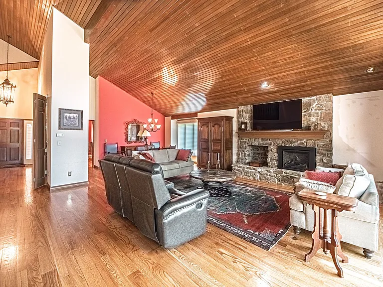3570 Camels Ridge Ln — Photo 15