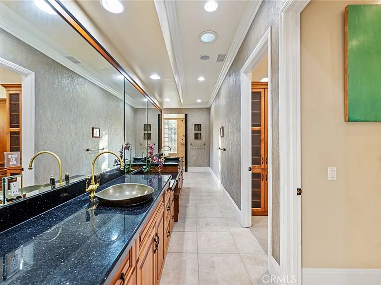 44915 Palladian Ct — Photo 49