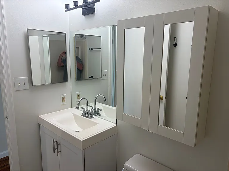 421 Wendover Dr #126B — Photo 16