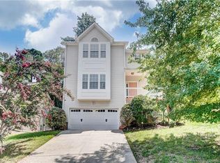 9052 Spanish Wells Ct, Tega Cay, SC 29708