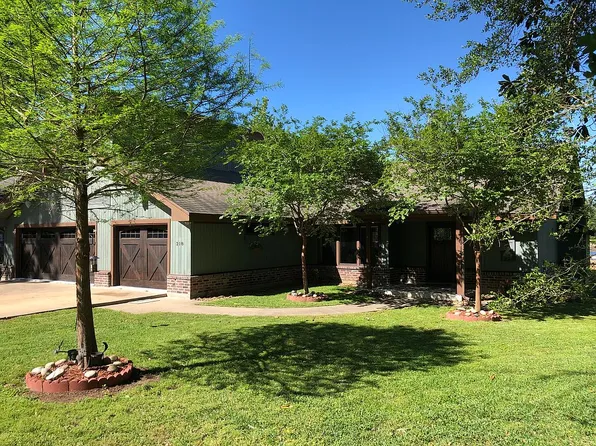 218 Hazel Dr, Village Mills, TX 77663