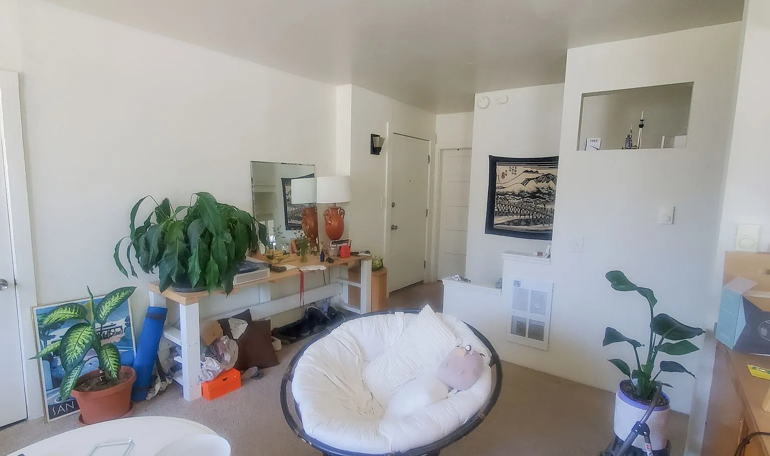 2-Bedroom Apartments Steps from WWU & Downtown — Photo 2