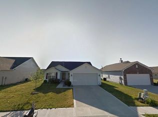 3419 Firethorn Dr, Whitestown, IN 46075