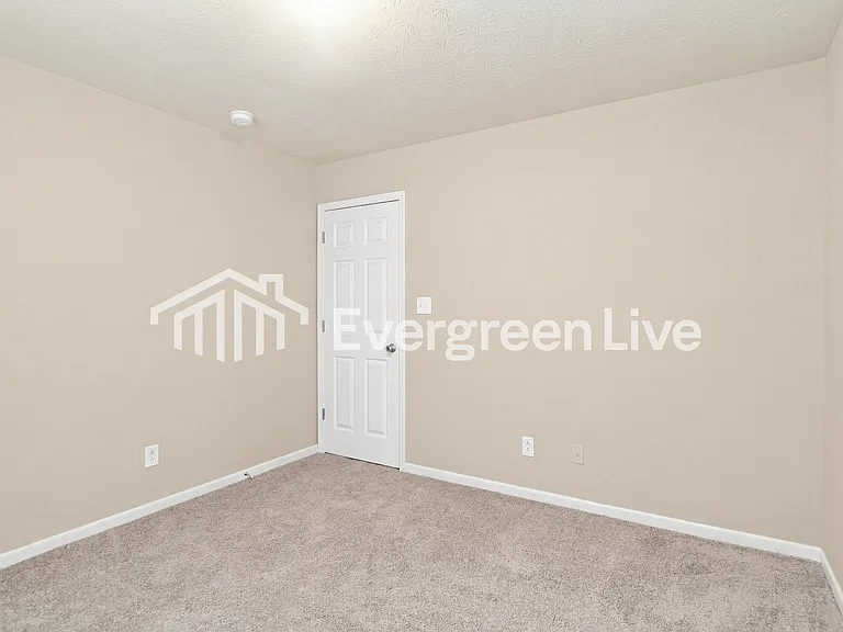 7823 Trisa Ct — Photo 11