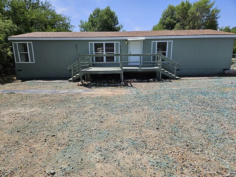 4065 E Aztec Rd — Photo 1