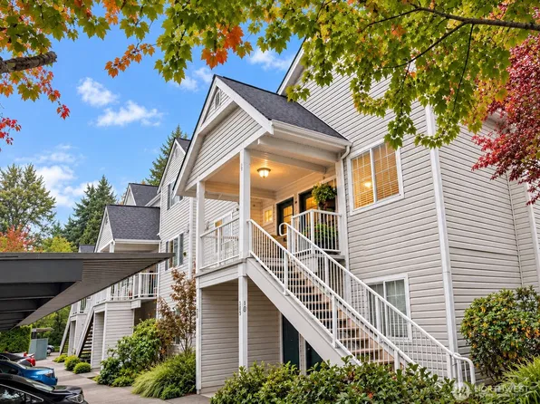 31900 104th Avenue SE #E206, Auburn, WA 98092