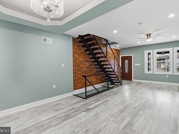 3rd image of 5916 Latona St