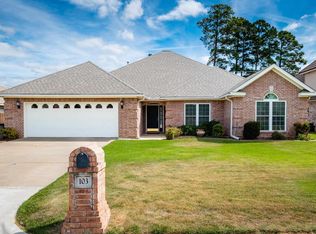 103 Bayonne Cv, Maumelle, AR 72113