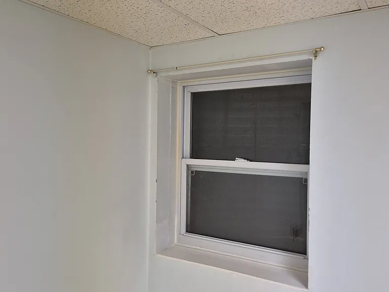 405 S Wenbriar Sq — Photo 15