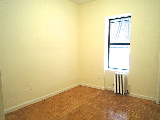 Rented by City Connections Realty | media 16