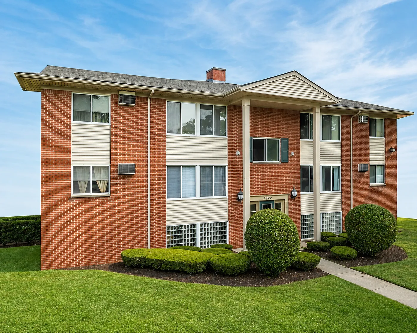 2 bed, 900 sqft, $1,295 — Photo 1