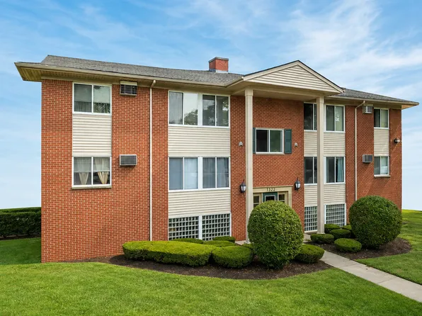 7394 Central St APT 5, Westland, MI 48185